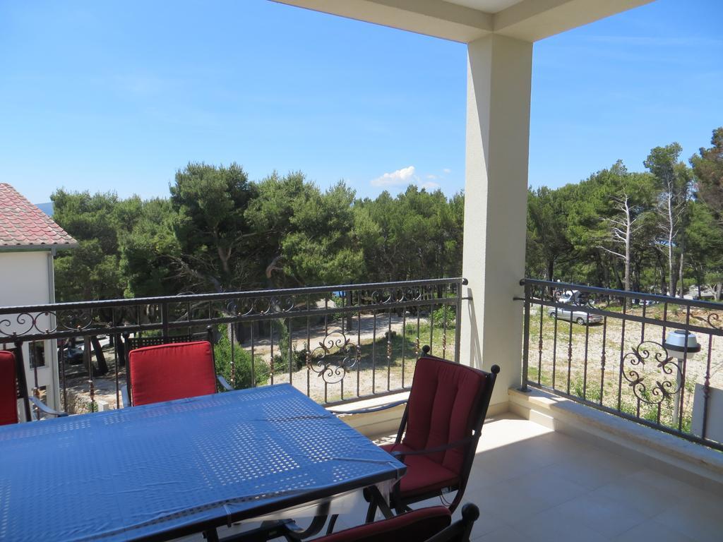 Apartments Lucija Brela Luaran gambar
