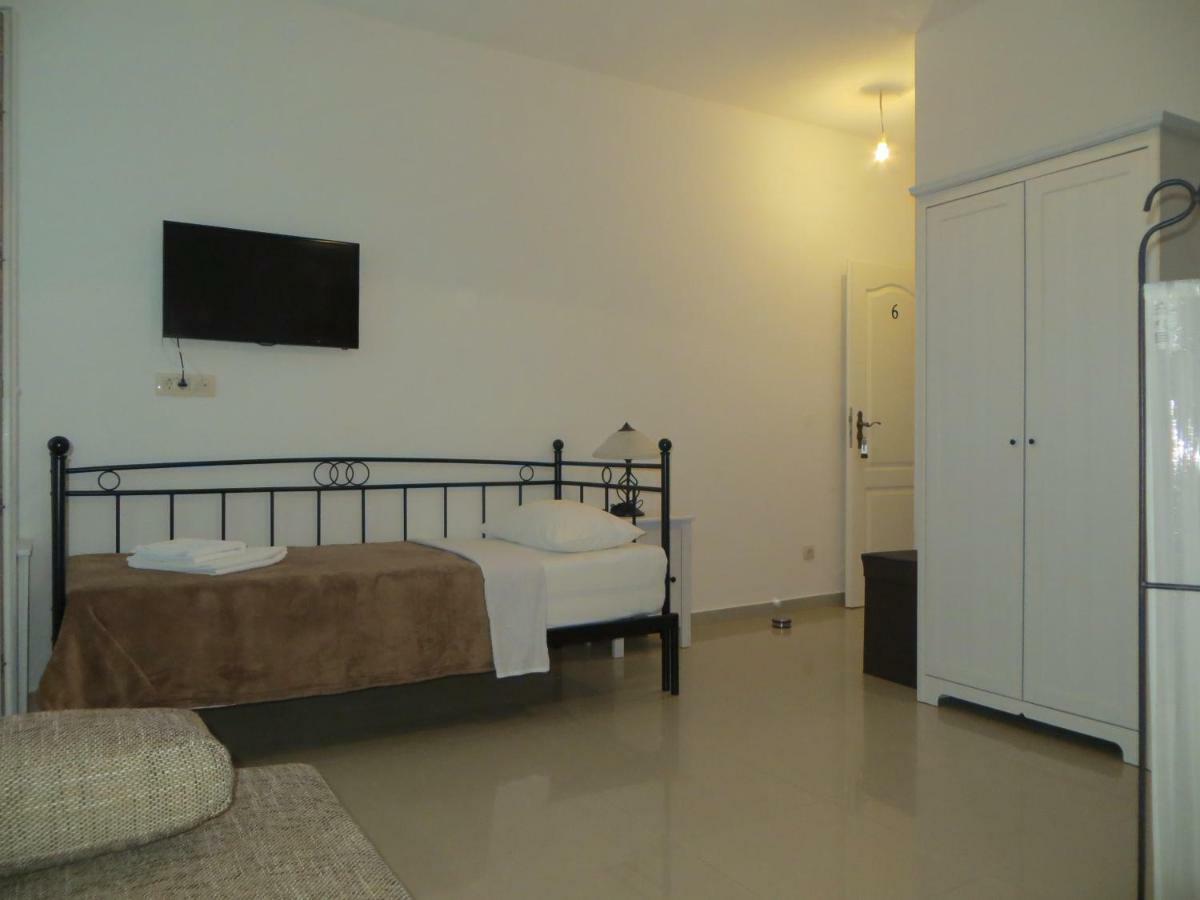 Apartments Lucija Brela Luaran gambar